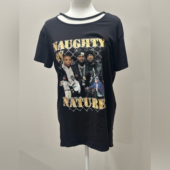 Naughty By Nature Women’s T-Shirt Size Small - Picture 1 of 7